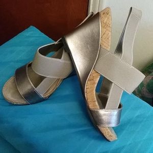 Sling back wedge Aerosole sandal